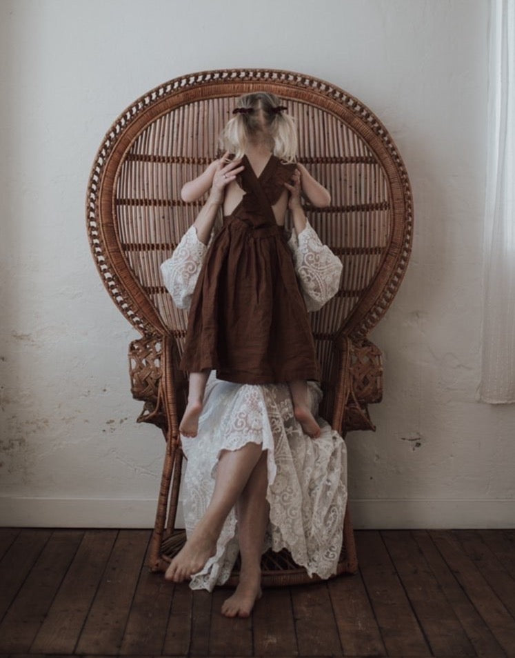 The linen pinafore