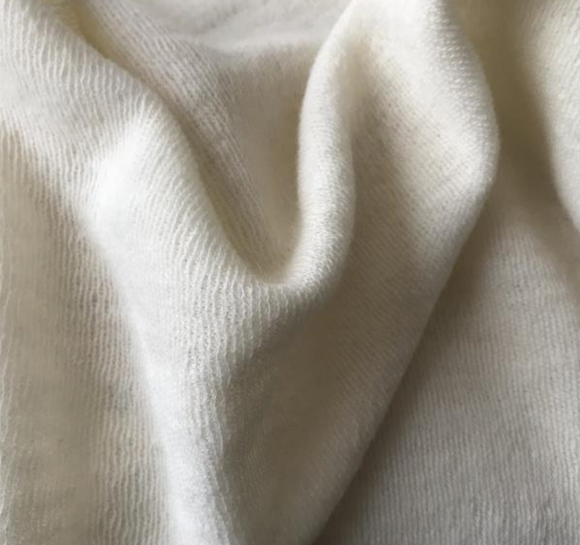 Luftig strikket økol. merinoulljersey, natur