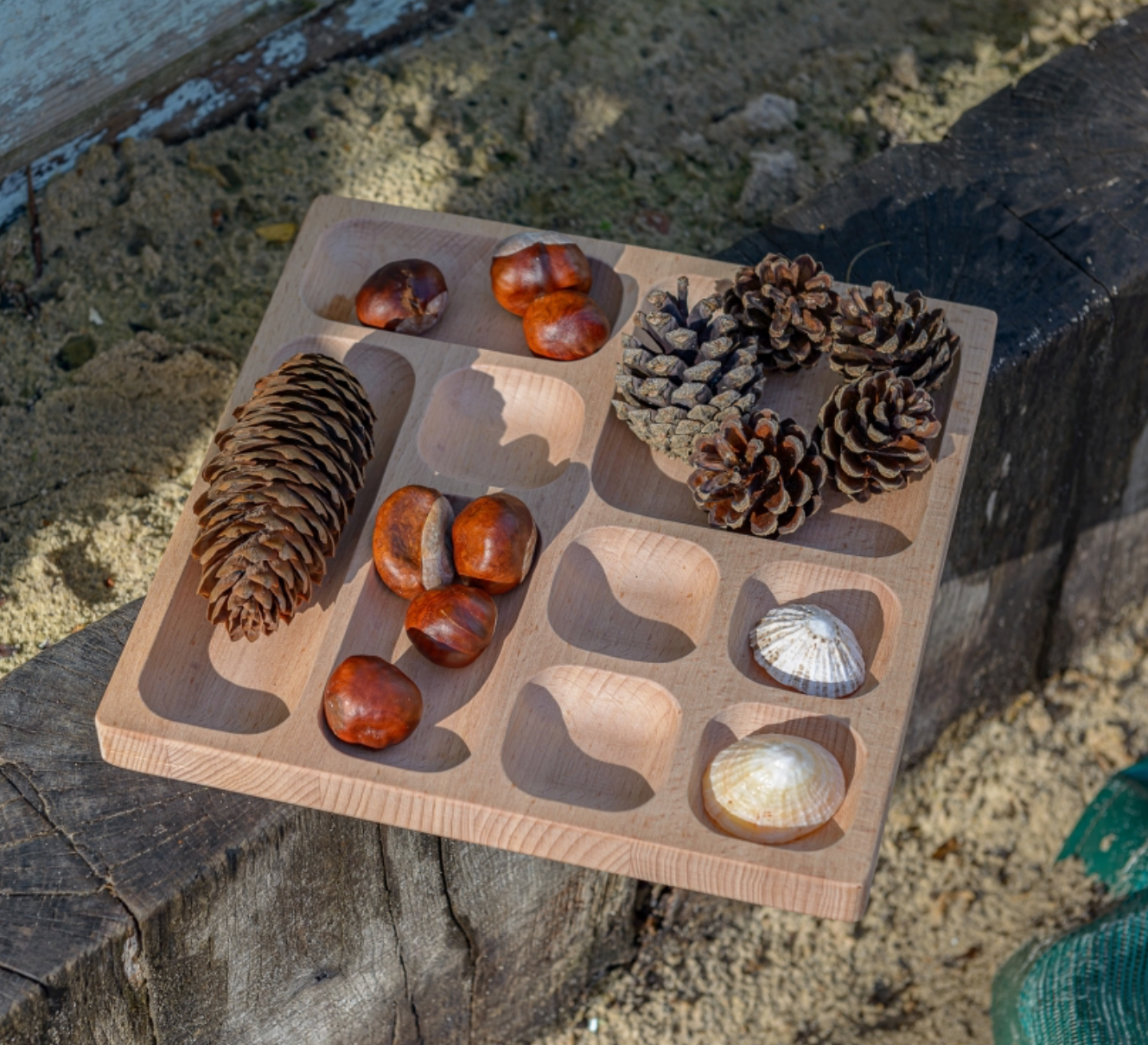 Natural tinker tray
