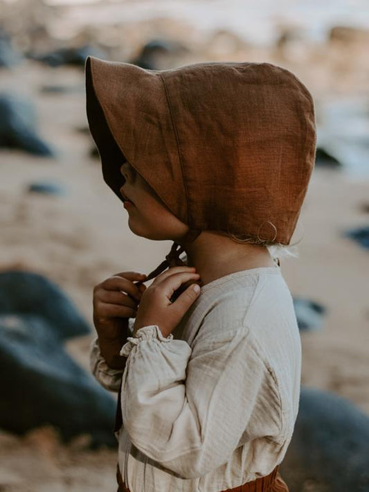 The old fashion bonnet, rust