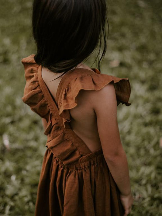 The linen pinafore