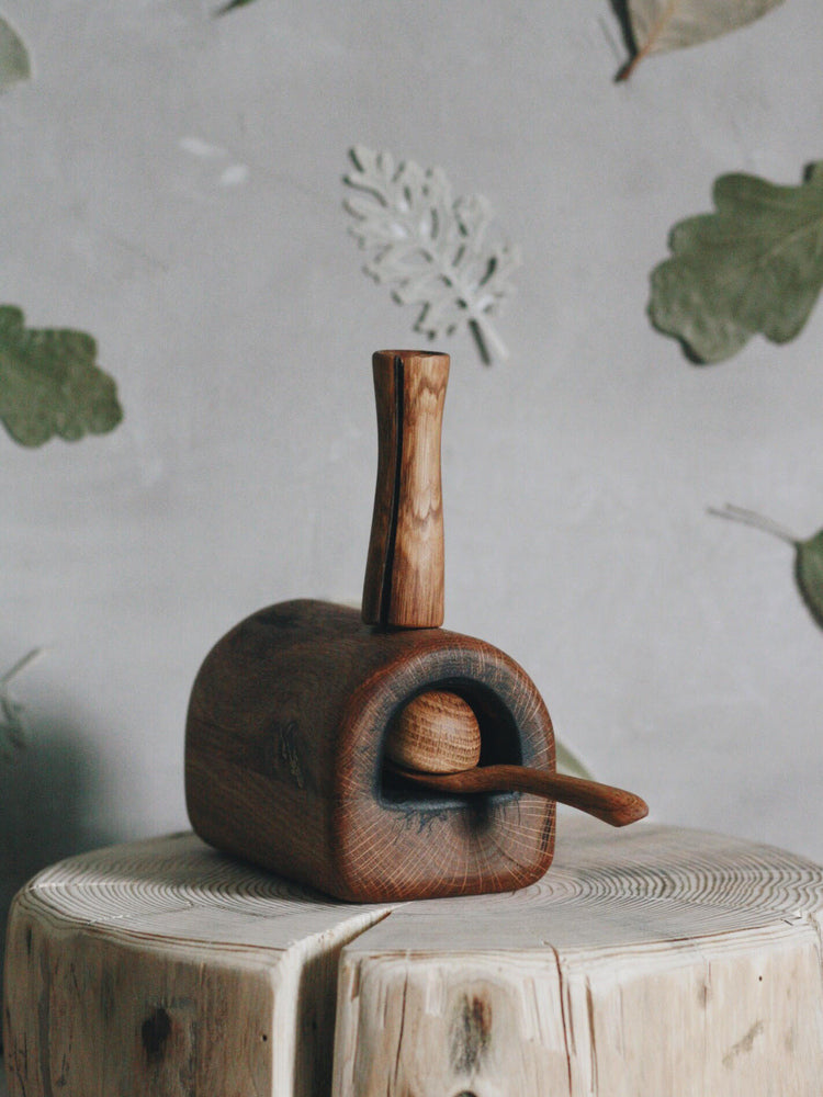 Stekeovn med brød og tresleiv