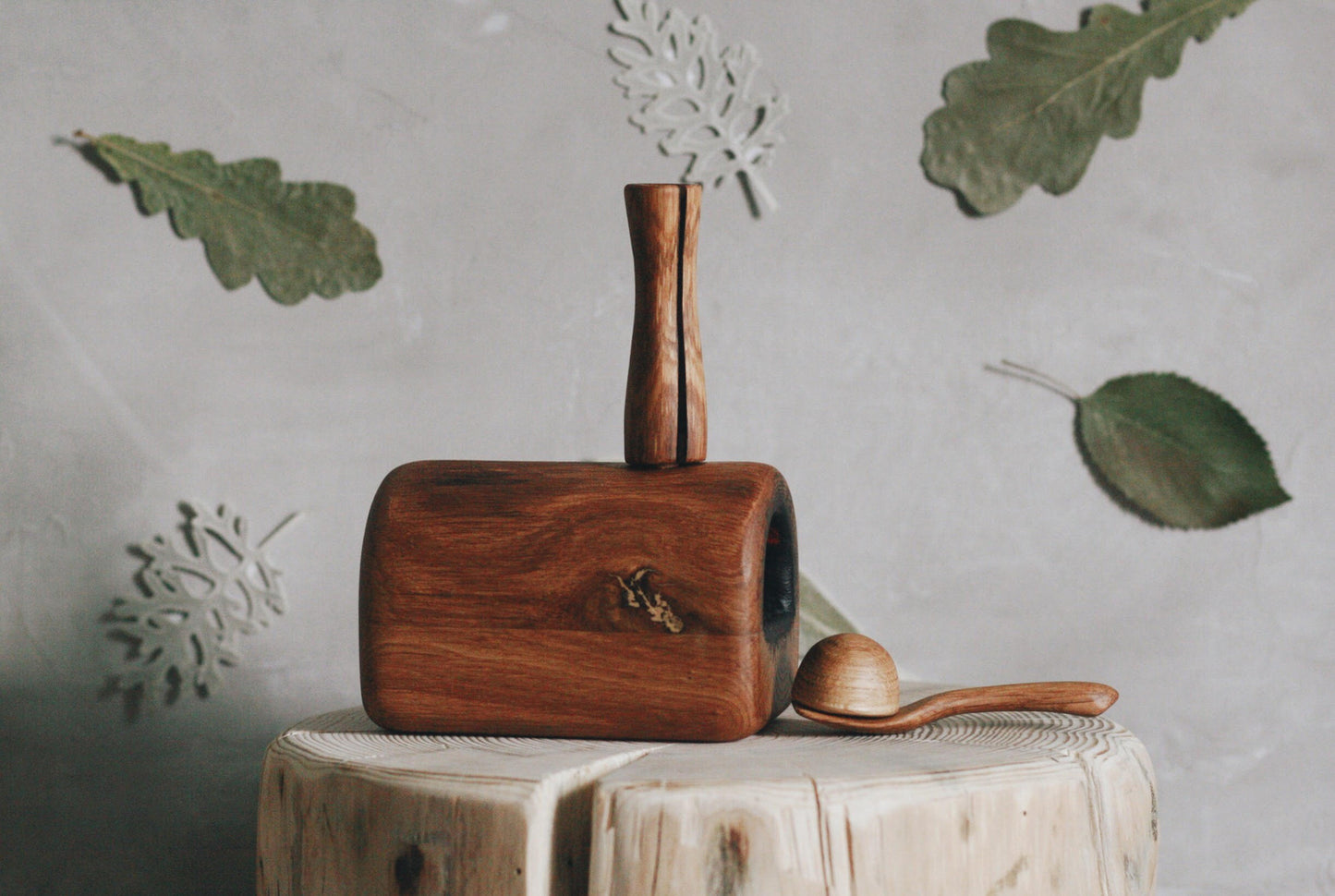 Stekeovn med brød og tresleiv