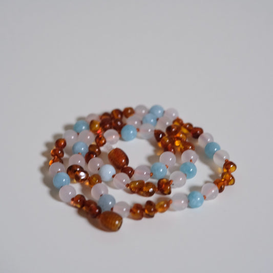 Ravsmykke cognac/aquamarin/hvit agat, voksen
